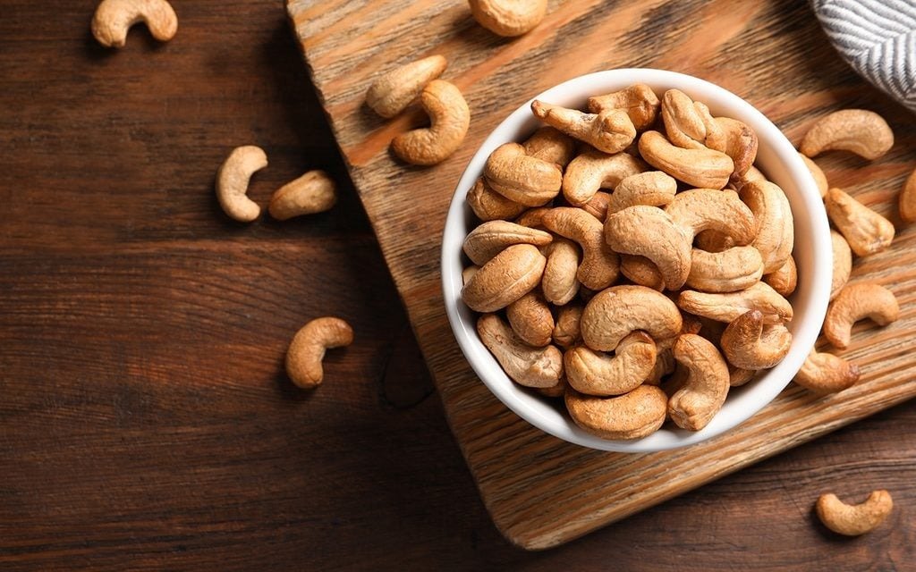 The Nutrient Riches: Uncovering Cashew Origin and Health Benefits